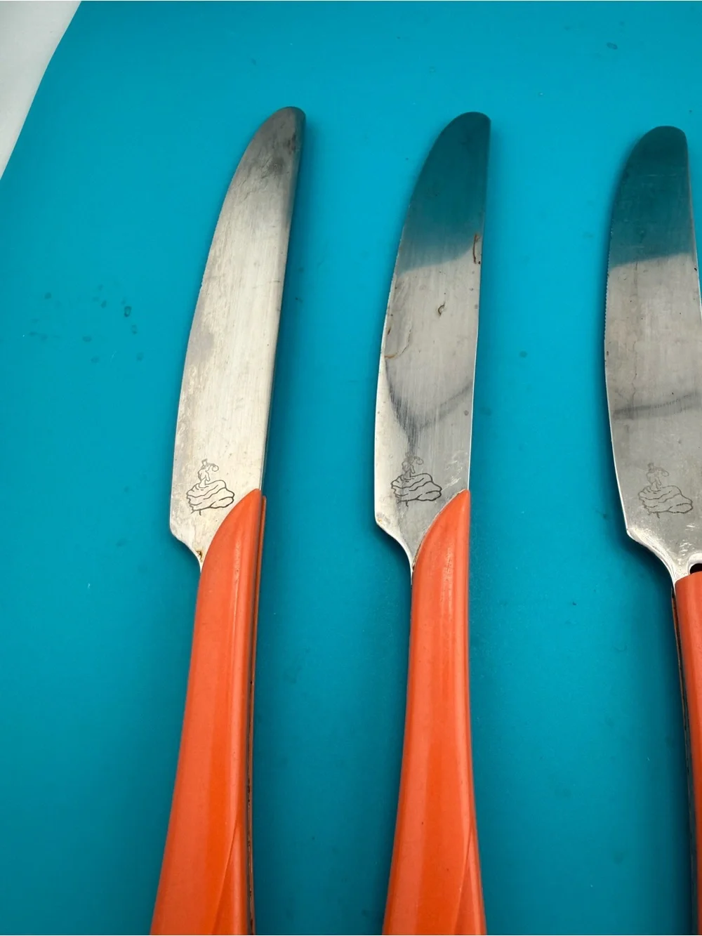 Vintage Fiesta Coral Orange Knives Set of 4 Taiwan